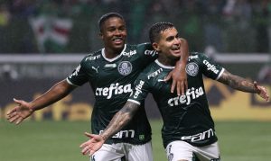 Esporte – Palmeiras celebra título Brasileiro com goleada sobre o Fortaleza Em seu primeiro jogo como titular, garoto Endrick deixa o seu
